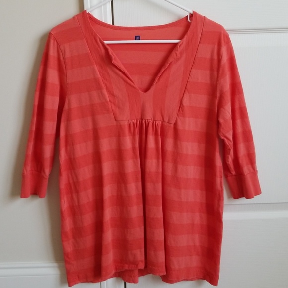 GAP Orange 3/4 sleeved Top - Picture 2 of 6